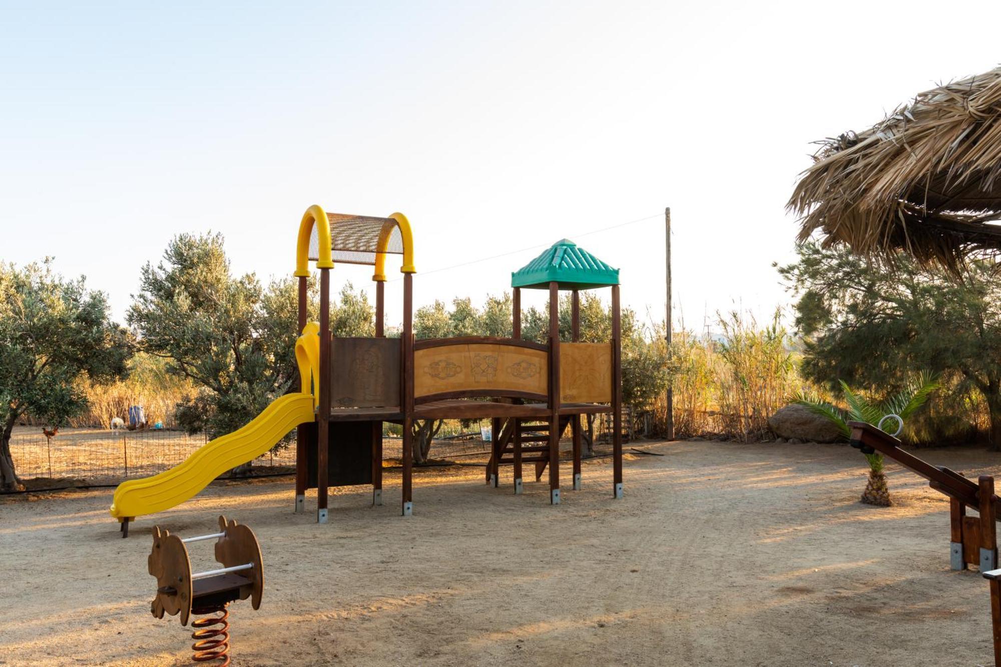 Sunrock Suites ستيليدا المظهر الخارجي الصورة