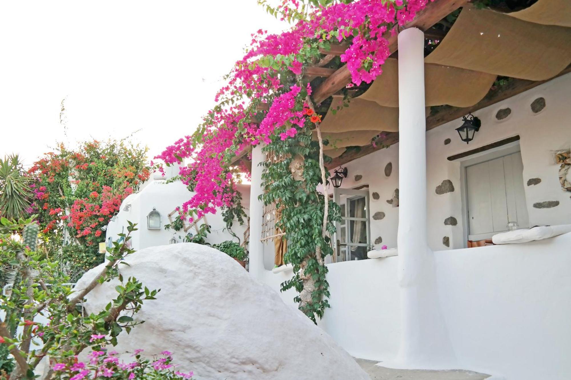Sunrock Suites ستيليدا المظهر الخارجي الصورة